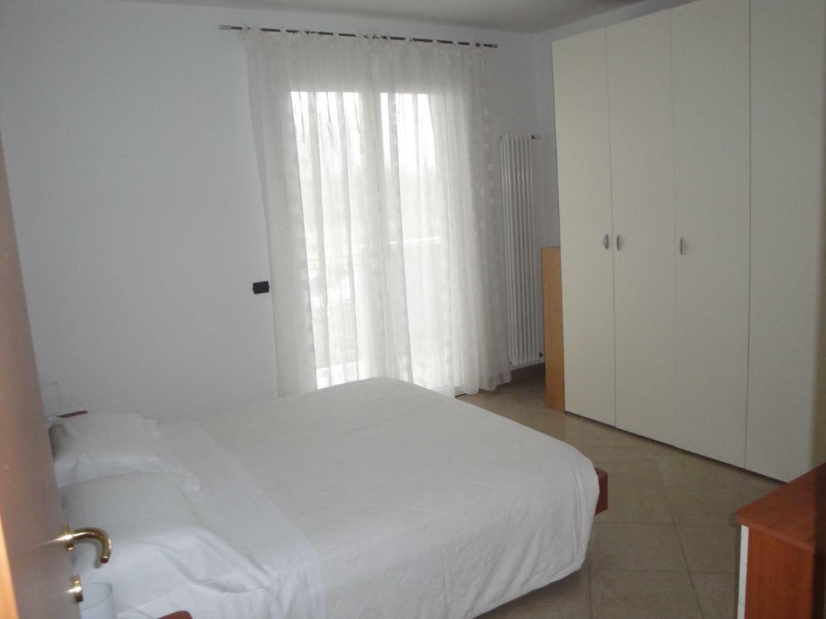 Aloe Beach Apartments, Ombrellone, Parcheggio E Uso Di Biciclette Gratis Rimini Dış mekan fotoğraf