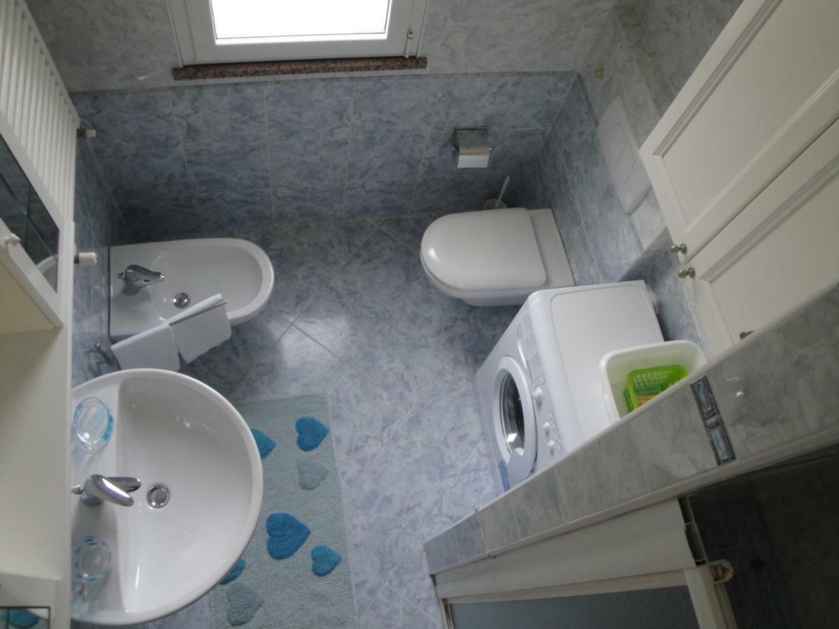 Aloe Beach Apartments, Ombrellone, Parcheggio E Uso Di Biciclette Gratis Rimini Dış mekan fotoğraf