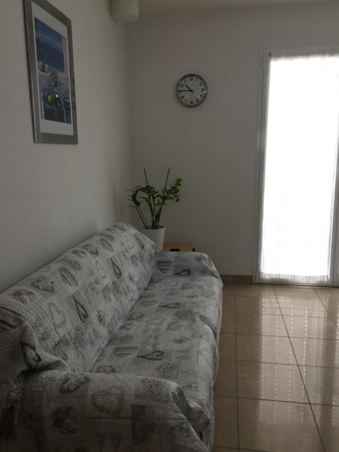 Aloe Beach Apartments, Ombrellone, Parcheggio E Uso Di Biciclette Gratis Rimini Dış mekan fotoğraf