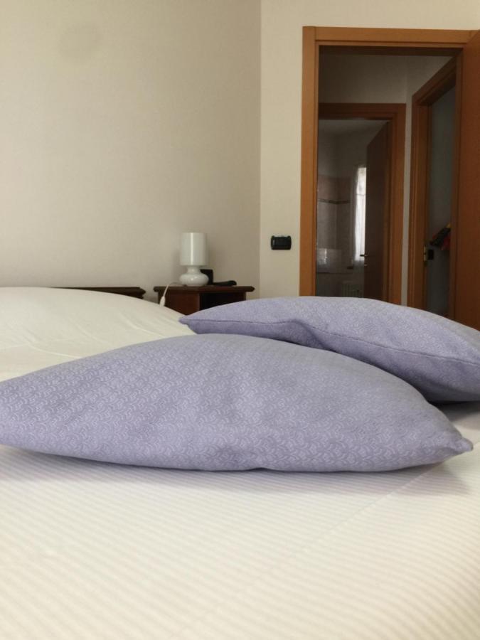 Aloe Beach Apartments, Ombrellone, Parcheggio E Uso Di Biciclette Gratis Rimini Dış mekan fotoğraf